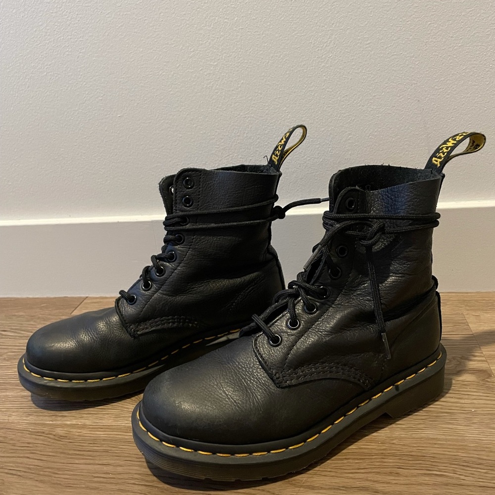 Dr Martens The Original Boot in Black